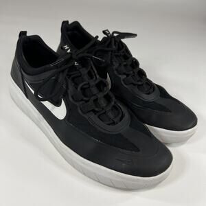 Nike SB Nyjah Free 2 Shoes Mens Size 11 Black White Skateboarding BV2078-001